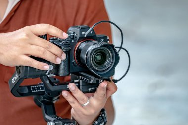 Bangkok, Tayland - 19 Ağustos, 2018: ünlü fotoğraf makinesi; Sony 
