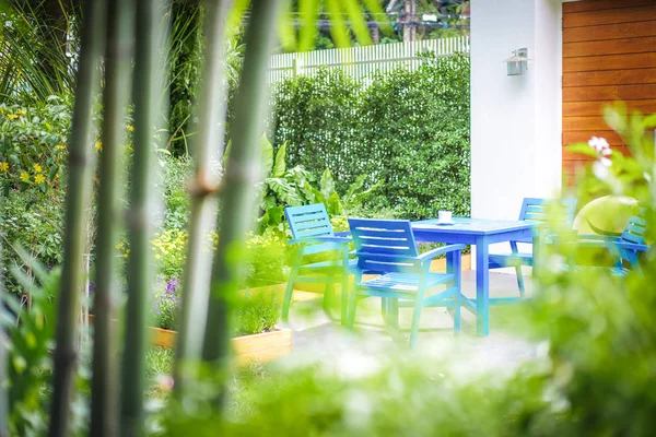 Blue Chairs Table Set Garden — Stock Photo, Image