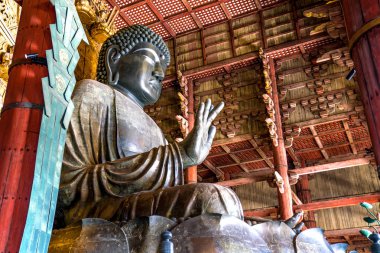 Büyük bronz Buda heykeli Todaiji Tapınağı, Nara-Ken, Japonya