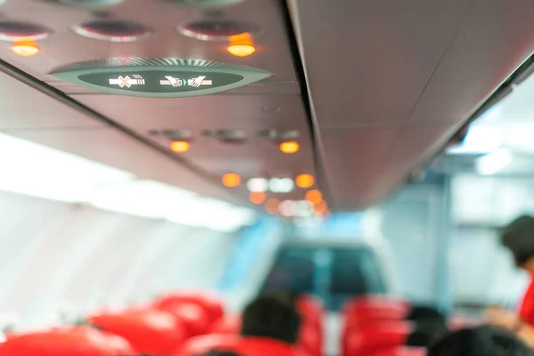 Panel Konsoli Samolot Zbliżenie Lampka Potrzebujesz Pomocy Przycisku Klimatyzacja Sefty — Zdjęcie stockowe
