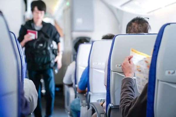 Somebody Reading Menu Seat Plane Ready Order Air Hostess — Stock Photo, Image