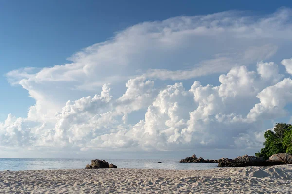 Die umgebung der munnok insel, östlich der thailandinsel, sehr — Stockfoto