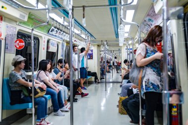 Taipei, Tayvan-1 Eki, 2017: yolcular için etrafında yürüyüş 