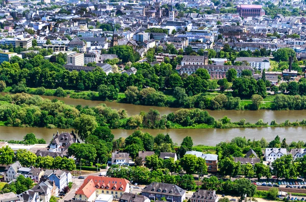 Trier, Almanya - için bir yüzyıl sonra reklam 286, Trier Roma imparatorları tercih Köşkü içinde panoramik görünüm.