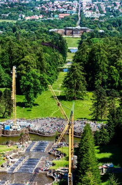 Kassel, Almanya-Haziran 14, 2017: Bergpark ve Waterfeatures Wilhelmshhe, Almanya