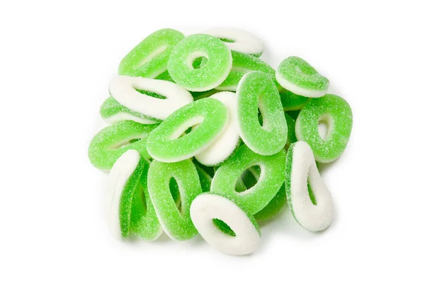 Groene Gummy snoepjes ringen geïsoleerd op wit. Bovenaanzicht. Jelly SW — Stockfoto