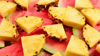 Ananas ve karpuz dilimleri arka plan. 