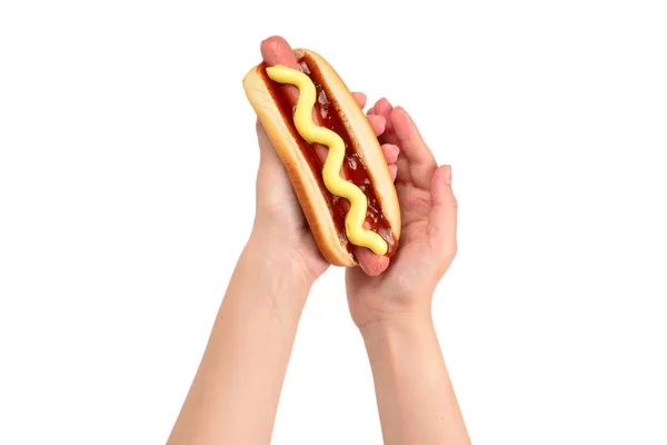Hot dog pada wanita tangan terisolasi pada latar belakang putih. Salin ruang. — Stok Foto