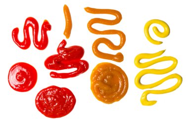 Ketçap ve sarı sos beyaz arka planda izole edilmiş.. 