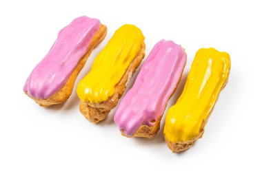 Beyaz arka planda taze ekinler izole edildi. Üst görünüm. 