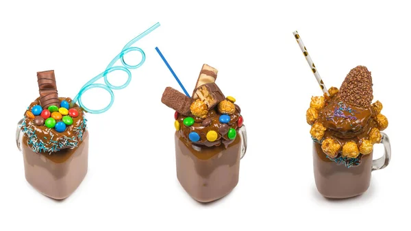 Čokoládový Mléčný Koktejl Šlehačkou Sušenkami Vaflemi Podávaný Skleněné Masonové Nádobě — Stock fotografie