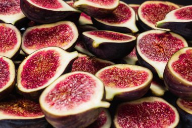 Lezzetli incir arka planı. Üst Manzara. Dilimler.  