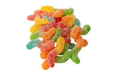 Beyaz arka planda izole edilmiş sulu renkli jöle tatlılar. Şekerleme. Yılanlar.. 