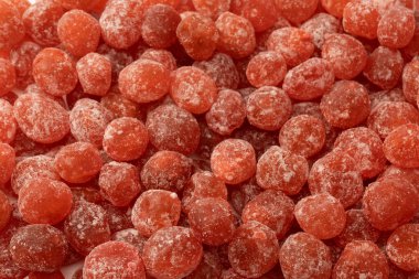 Kurutulmuş kumkat beyaz arka planda izole edilmiş. Üst görünüm.