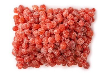 Kurutulmuş kumkat beyaz arka planda izole edilmiş. Üst görünüm.