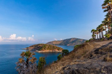 Phuket, Tayland görünüm noktası Promthep Cape. Bu yer güzel ve en ünlü Phuket.