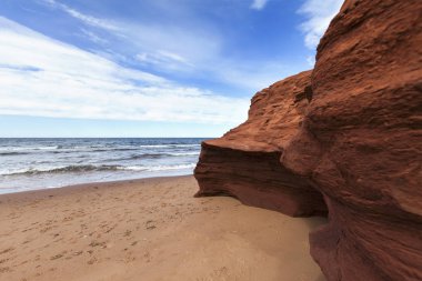 Gök gürültüsü Cove kayalar Prince Edward Island Kanada