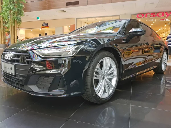 Bacau Romania Elokuu 2018 Uusi Audi Quattro Paljastettu Audi Centerin — kuvapankkivalokuva