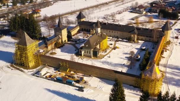 Flying above orthodox monastery — Stock Video