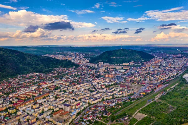 Grüne Stadt von oben — Stockfoto