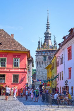 Sighisoara kalesinde saat kulesi