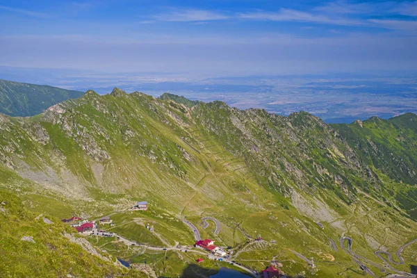 Glocier Balea Gölü ve vadi manzara — Stok fotoğraf