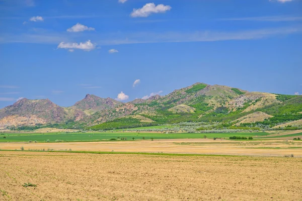 Eroded mountain summer landscape — Stock Photo, Image