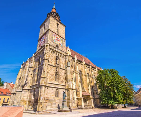 De zwarte kerk uit Brasov — Stockfoto