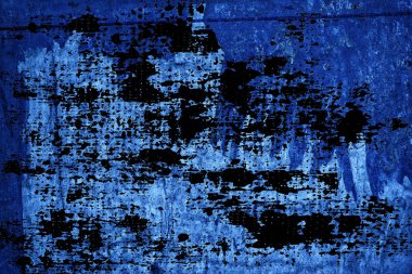 Teneke üzerinde oy dokulu duvar sonra grunge yırtık poster. Yırtık gazete