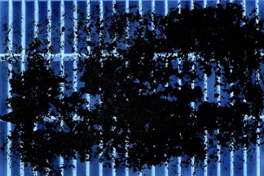 Grunge Ultra mavi çelik yere kafes. Paslanmaz çelik doku, web sitesi veya mobil cihazlar için arka plan