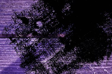 Grunge tasarım mock-up kırık doku veya karanlık kağıdı arka plan için ahşap yüzey