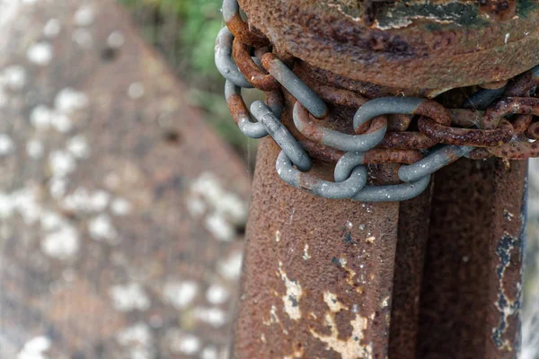 Elemento de cadena de acero oxidado, fondo industrial para uso comercial —  Fotos de Stock