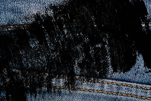 Grunge smutsiga Närbild av föråldrade blå jeans snören Denim konsistens, makro bakgrund för webbplats eller mobila enheter — Stockfoto