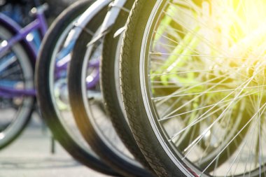 Bisiklet Tekerleği satır yakın yukarı tekerlek detay, Bisiklet konuştu.