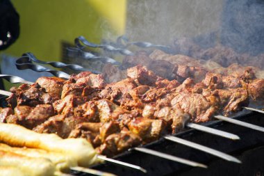 Barbekü et ızgara, geleneksel sokak gıda