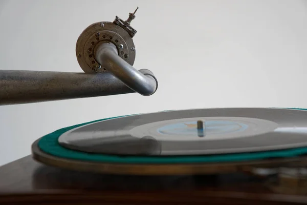 Gramofon Starý Gramofon Rotačním Disku Archivní Filtrovaný Selektivní Ostření — Stock fotografie