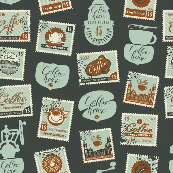 矢量无缝图案与邮票和其他咖啡符号在咖啡和咖啡馆主题复古风格的黑色背景 可用作墙纸或包装纸 — 图库矢量图片