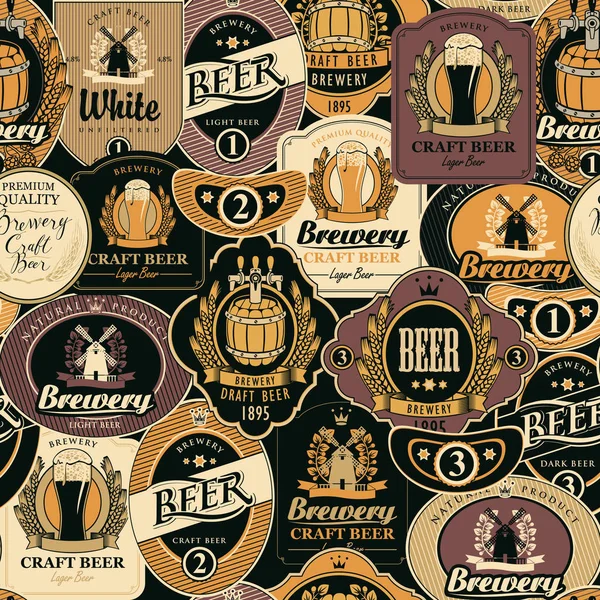 バレル ビールグラス ミルズの画像と様々 なビールのラベルが付いているビールをテーマとしたシームレスなパターンをベクトル 月桂樹の花輪 レトロなスタイルの小麦やその他の耳 — ストックベクタ