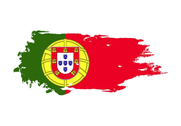 Pincelada grunge con bandera nacional de Portugal. Dolor de acuarela — Vector de stock