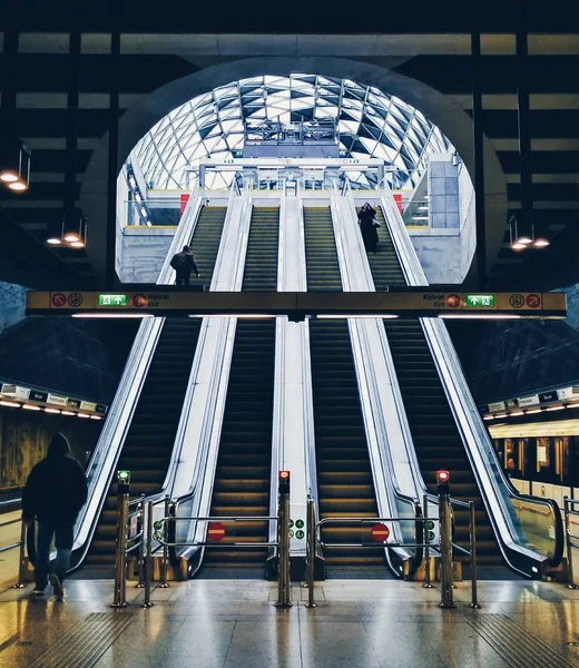 Moderní metro v Budapešti, Maďarsko — Stock fotografie