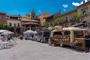 Barselona, İspanya. 20 Mayıs 2017. 2019 yılında nüfusu 1636 762 olan şehir Madrid 'den sonra İspanya' nın en kalabalık ikinci şehri ve Avrupa Birliği 'nin onuncu şehridir..