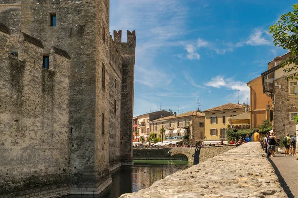 Sirmione Italië September 2017 Een Italiaanse Gemeente Provincie Brescia Waarvan — Stockfoto