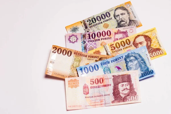 Maďarský Forint Bankovky Jsou Bílém Pozadí Evropské Měny Papírové Peníze — Stock fotografie