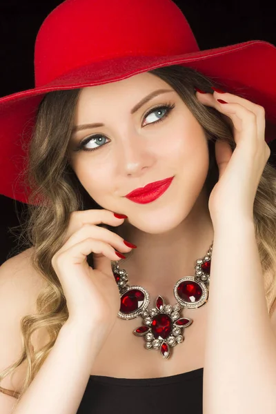 Elegantní portrét červené krásy — Stock fotografie