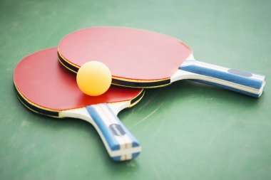 masa tenisi seti