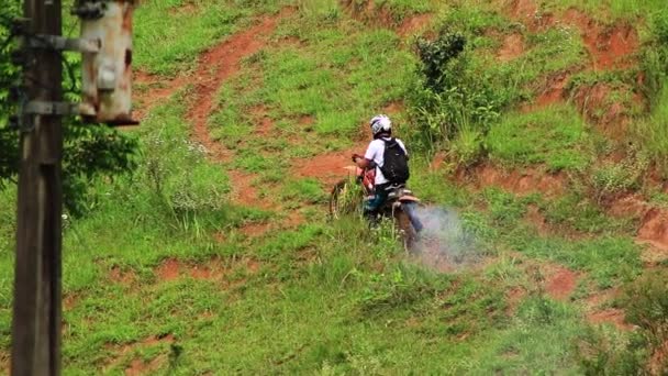 Dirt Bike Going Trail Really Old Classic Bike Brasil Rio — Stock Video