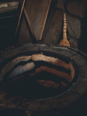 Ev yapımı soba geleneksel Gürcü flatbreads hazırlanması