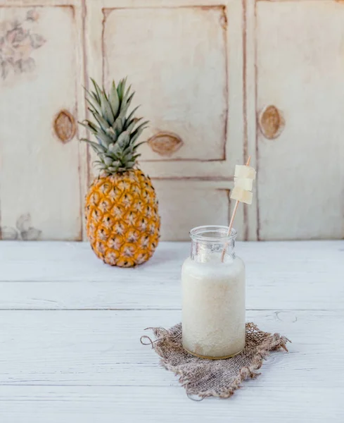 Pineapple — Stock Photo