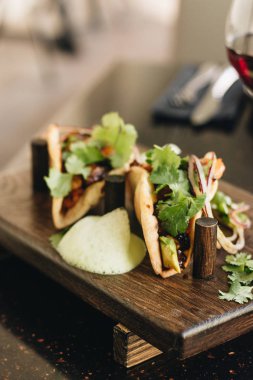 sebze ve maydanoz, Meksika mutfağı ile lezzetli tacos 