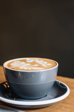 kahve latte sanat, sabah içki ile 